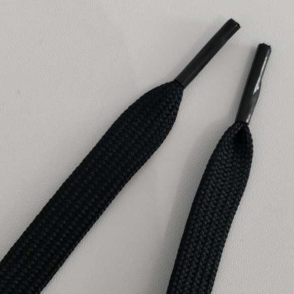 ADIDAS Black Cropped Hoodie, Women's: Medium, $50 - Picture 7 of 8